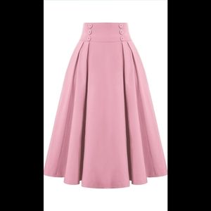 High waist skirt with pockets!!